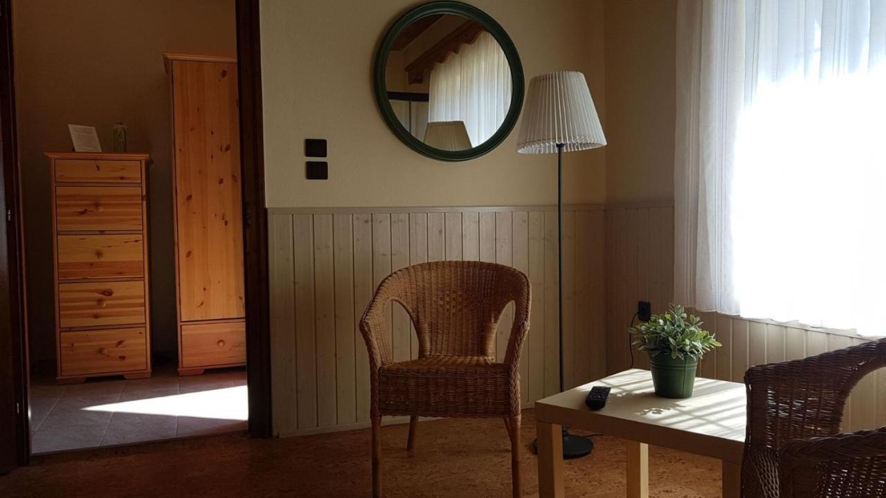 Huber Panzio Bed & Breakfast Fertőrákos Bagian luar foto