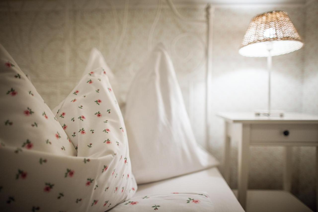 Huber Panzio Bed & Breakfast Fertőrákos Bagian luar foto