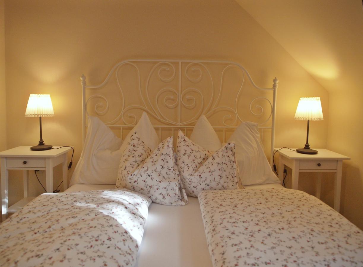 Huber Panzio Bed & Breakfast Fertőrákos Bagian luar foto